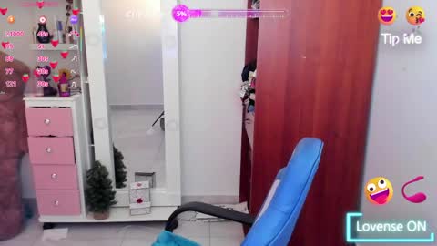 Cynthia online show from May 23, 2026, 1:37 pm