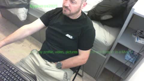 Snapshot of cypheros2025 chatting on April 13, 2026, 7:47 am Chris online show from April 13, 2026, 7:47 am