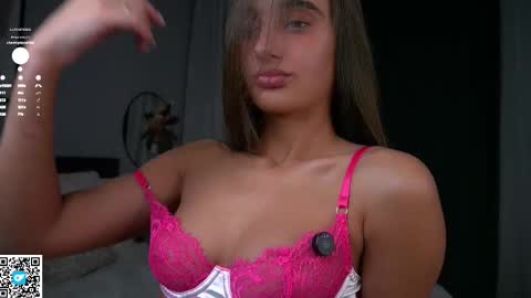 Snapshot of czamabech chatting on February 13, 2026, 1:12 am Isabella online show from February 13, 2026, 1:12 am