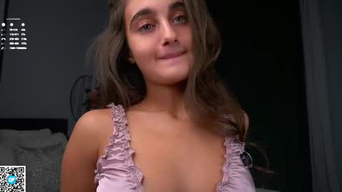 Snapshot of czamabech chatting on February 20, 2026, 1:02 am Isabella online show from February 20, 2026, 1:02 am