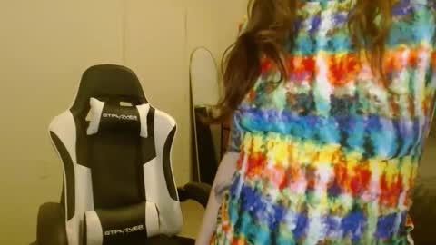 Daisy online show from March 10, 2025, 11:38 pm