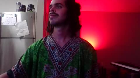 Snapshot of d_onthekeys chatting on January 7, 2025, 12:24 am d_onthekeys online show from January 7, 2025, 12:24 am