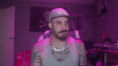 Snapshot of dabirdfree chatting on February 19, 2026, 8:16 pm Destroyer online show from February 19, 2026, 8:16 pm