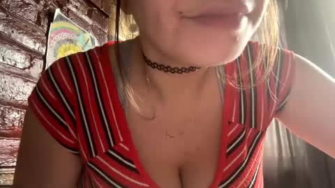 Snapshot of dabqueen_1994 chatting on March 22, 2026, 6:11 pm dabqueen_1994 online show from March 22, 2026, 6:11 pm