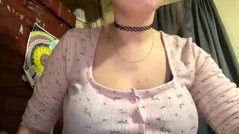 Snapshot of dabqueen_1994 chatting on March 23, 2026, 11:36 am dabqueen_1994 online show from March 23, 2026, 11:36 am