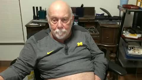 dack47 online show from February 28, 2025, 5:04 am