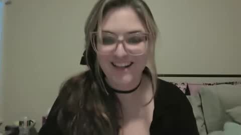 daddies_princesss online show from January 11, 2026, 9:09 pm