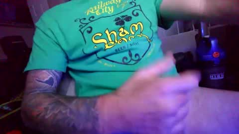 DaddyCanUseYou online show from January 10, 2025, 10:25 pm