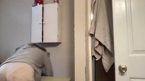 Belle  Email daddydaycarecb  online show from November 16, 2025, 12:55 pm