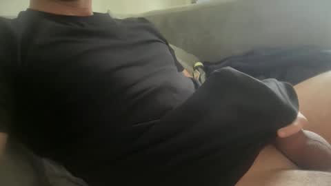 Snapshot of daddy_dick_4u chatting on April 2, 2026, 11:41 am daddy_dick_4u online show from April 2, 2026, 11:41 am