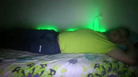 Snapshot of daddycomehome1 chatting on September 15, 2025, 8:20 pm daddycomehome1 online show from September 15, 2025, 8:20 pm