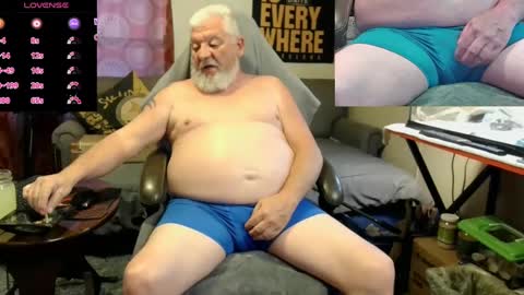 Snapshot of daddydom4fun chatting on October 8, 2025, 9:56 pm Daddydom4fun online show from October 8, 2025, 9:56 pm