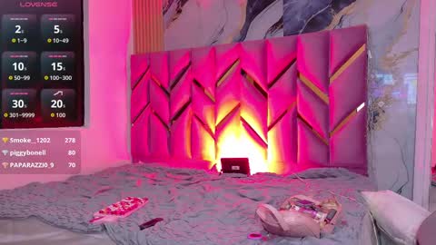 JAZMIN online show from September 30, 2025, 7:41 pm