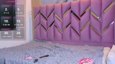 JAZMIN online show from October 11, 2025, 7:23 pm