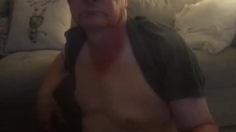 Snapshot of daddymike92883_1 chatting on February 11, 2025, 8:48 am daddymike92883_1 online show from February 11, 2025, 8:48 am