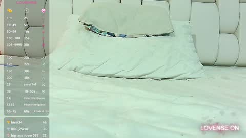 Antonella  online show from January 30, 2025, 8:32 am