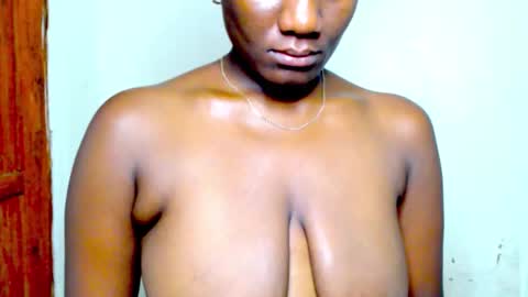 Snapshot of daddys_naughtyslut chatting on November 14, 2025, 1:26 am tee online show from November 14, 2025, 1:26 am