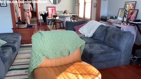 Snapshot of daddysfav_xx chatting on March 12, 2025, 7:49 pm princess online show from March 12, 2025, 7:49 pm