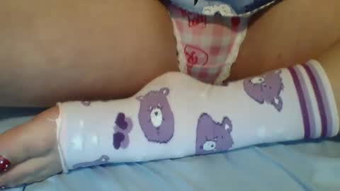 Snapshot of daddysgirlava chatting on March 4, 2025, 2:27 am Ava Angel online show from March 4, 2025, 2:27 am