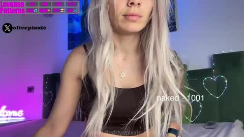 Snapshot of daddyspixxie chatting on February 16, 2025, 10:43 pm daddyspixxie online show from February 16, 2025, 10:43 pm