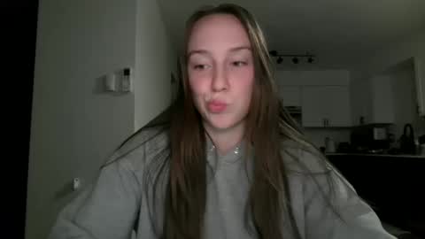 Snapshot of daddysssgoodgirl chatting on October 13, 2025, 5:51 am daddys good girl online show from October 13, 2025, 5:51 am