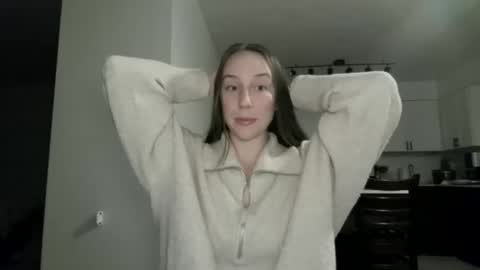 Snapshot of daddysssgoodgirl chatting on October 18, 2025, 5:21 am daddys good girl online show from October 18, 2025, 5:21 am