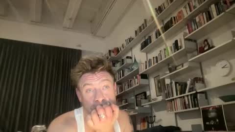daddyswede23 online show from November 4, 2025, 1:16 am