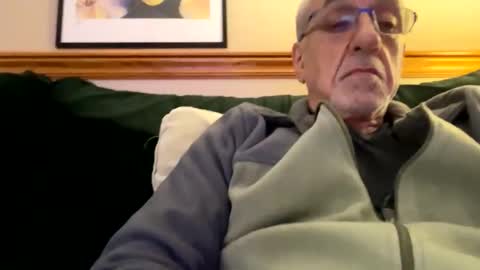 Snapshot of daddyweis chatting on April 5, 2026, 2:58 pm daddyweis online show from April 5, 2026, 2:58 pm