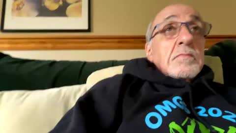 Snapshot of daddyweis chatting on May 9, 2026, 6:24 pm daddyweis online show from May 9, 2026, 6:24 pm