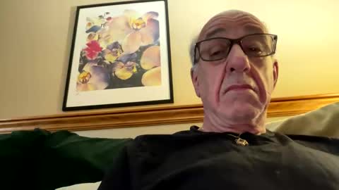 Snapshot of daddyweis chatting on May 10, 2026, 11:15 am daddyweis online show from May 10, 2026, 11:15 am