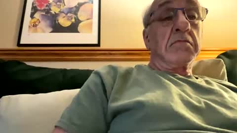 Snapshot of daddyweis chatting on May 10, 2026, 11:32 pm daddyweis online show from May 10, 2026, 11:32 pm