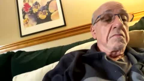 Snapshot of daddyweis chatting on May 22, 2026, 5:29 pm daddyweis online show from May 22, 2026, 5:29 pm