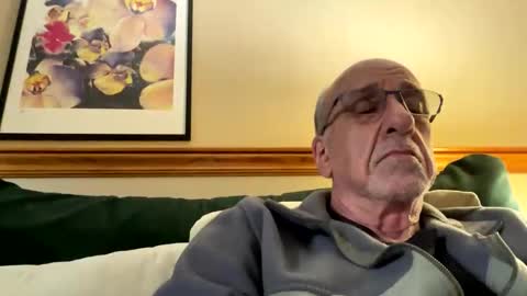 Snapshot of daddyweis chatting on May 23, 2026, 6:56 pm daddyweis online show from May 23, 2026, 6:56 pm