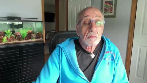 Snapshot of daddyweis chatting on May 30, 2026, 4:04 pm daddyweis online show from May 30, 2026, 4:04 pm