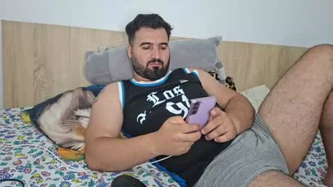 Snapshot of daddyy000018 chatting on July 27, 2026, 7:32 pm daddyy000018 online show from July 27, 2026, 7:32 pm
