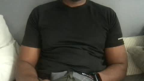 Snapshot of dadsblk chatting on January 9, 2026, 6:21 pm D online show from January 9, 2026, 6:21 pm