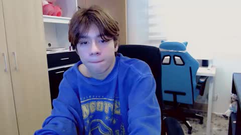 dae_lune online show from February 10, 2026, 9:08 pm