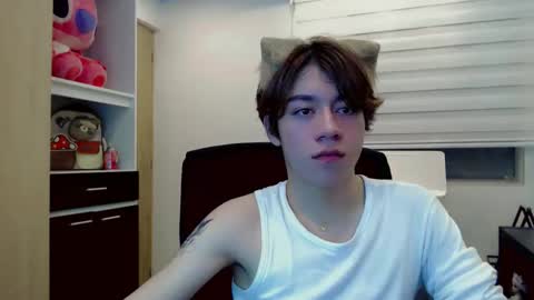 dae_lune online show from February 21, 2026, 11:39 pm