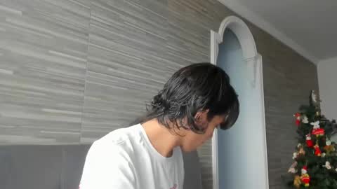 Snapshot of daemon_txuspunk chatting on December 30, 2024, 7:32 pm DAEMON online show from December 30, 2024, 7:32 pm