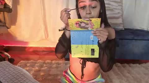 Snapshot of dafne_girl4u chatting on July 27, 2026, 1:34 am Dafen online show from July 27, 2026, 1:34 am