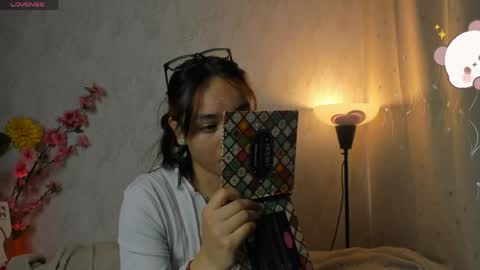 dafnemel online show from April 22, 2026, 8:43 pm