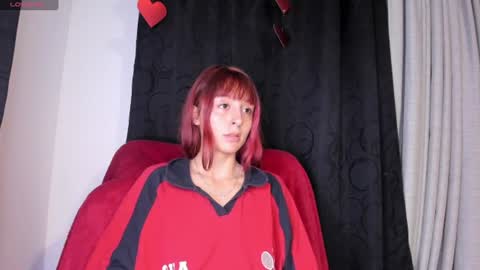 Snapshot of dafnne__hall chatting on August 10, 2026, 4:16 am Dafnne online show from August 10, 2026, 4:16 am