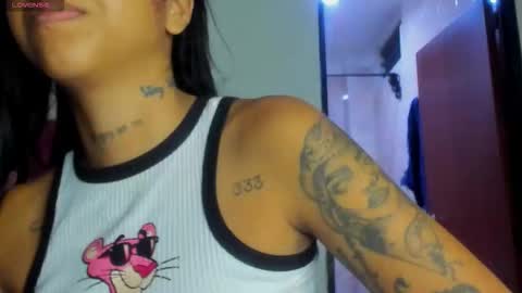 Snapshot of dahiangomezz chatting on November 13, 2025, 8:35 am online show from November 13, 2025, 8:35 am