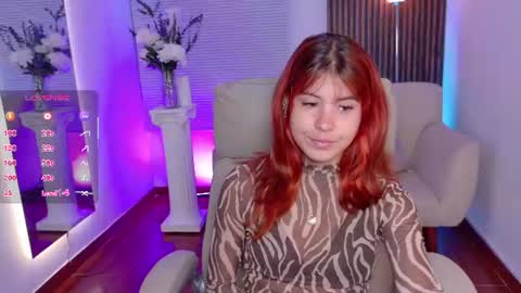 dahlia_grey online show from July 8, 2026, 12:09 pm