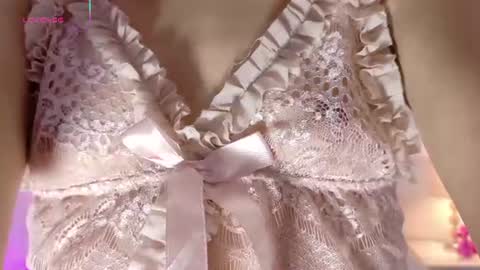 dahlia_grey online show from July 25, 2026, 11:52 am