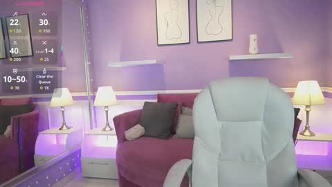 Dahlia Grey online show from September 24, 2025, 11:35 am