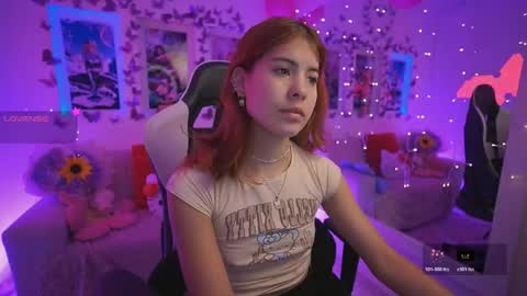Snapshot of dahliagraey chatting on May 29, 2026, 12:25 pm Dahlia Grey online show from May 29, 2026, 12:25 pm