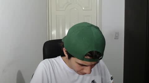 lorena online show from January 24, 2025, 3:32 am