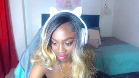 DAHYAN online show from March 3, 2025, 2:48 pm