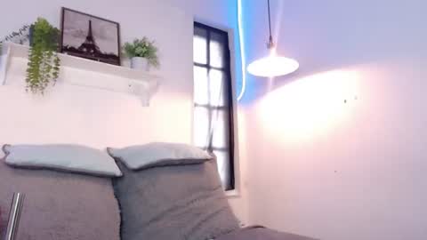 DAHYAN online show from July 17, 2026, 4:34 pm